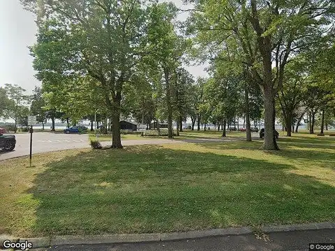 Lake, WORTHINGTON, MN 56187