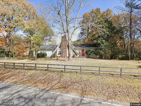 Donna, GAINESVILLE, GA 30504