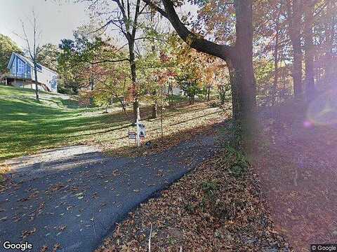 Golden Russet, LINDEN, VA 22642