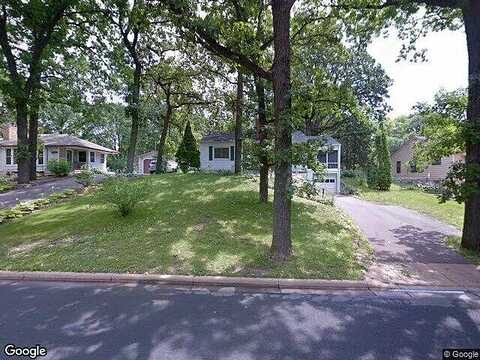 Lee, MINNEAPOLIS, MN 55422