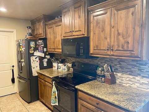 101St, LUBBOCK, TX 79423