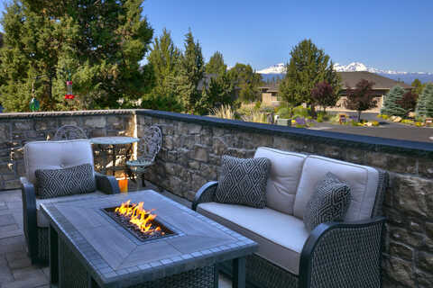 Jubel, REDMOND, OR 97756