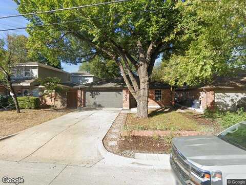 College, MCKINNEY, TX 75069