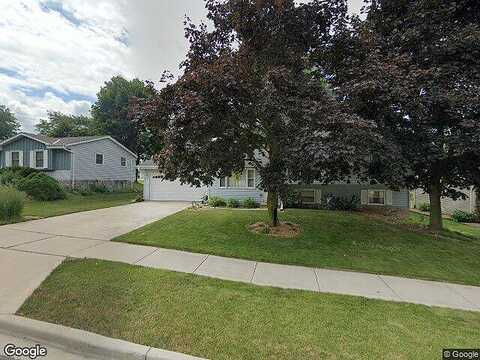 Larkspur, WEST BEND, WI 53090