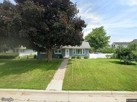 Hillcrest, WAUNAKEE, WI 53597