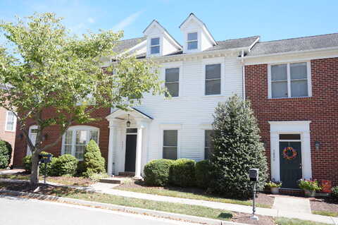 Greenway, ROANOKE, VA 24018