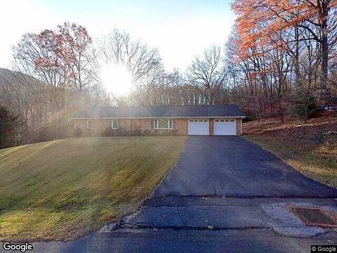 Woodland, COVINGTON, VA 24426