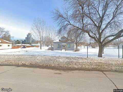Main, MAHNOMEN, MN 56557
