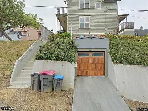 30Th, ASTORIA, OR 97103