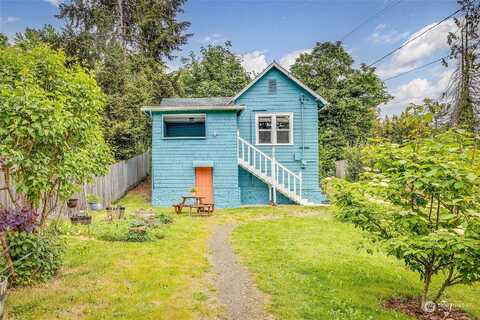Elizabeth, BREMERTON, WA 98337