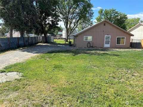 3Rd, OMAK, WA 98841