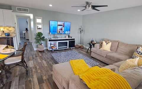 Flanders Q, DELRAY BEACH, FL 33484