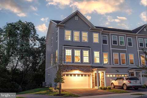Red Leaf, EXTON, PA 19341