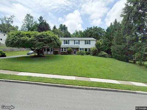 Elliston, GLENSIDE, PA 19038