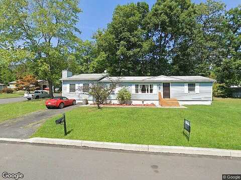 West, WIND GAP, PA 18091