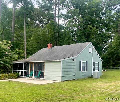 Cow Shed, LANCASTER, VA 22503