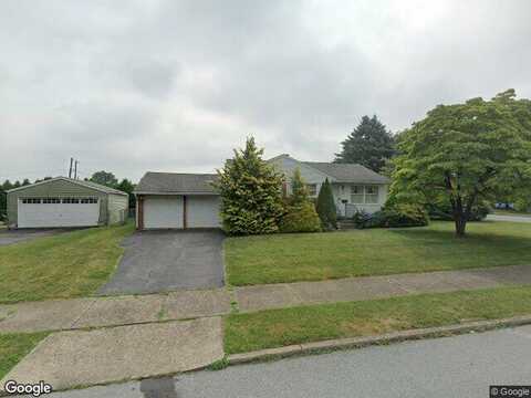 Fleur, BETHLEHEM, PA 18018