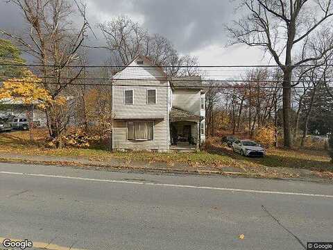 Broadway, WIND GAP, PA 18091