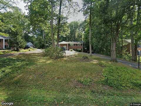 Cedar, TRIANGLE, VA 22172