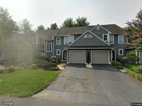 Village, CHADDS FORD, PA 19317