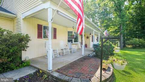 Davis Grove, HORSHAM, PA 19044