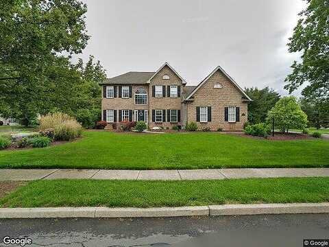 Sauterne, MACUNGIE, PA 18062