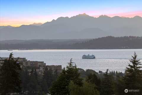 9Th, EDMONDS, WA 98020