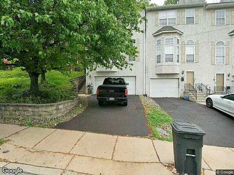 Ford, CONSHOHOCKEN, PA 19428