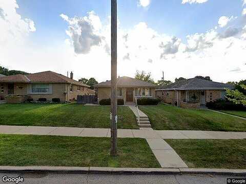 61St, MILWAUKEE, WI 53216