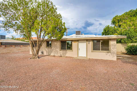 15Th, TUCSON, AZ 85705