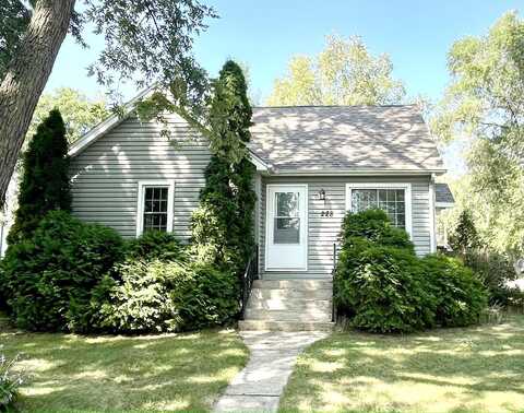 Spruce, SILVER LAKE, WI 53170