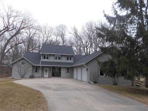 Lemmenes, WAUPUN, WI 53963