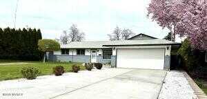 Orchard, SELAH, WA 98942