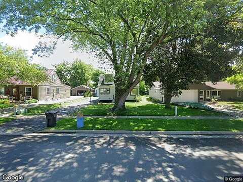 Oakwood, OCONOMOWOC, WI 53066