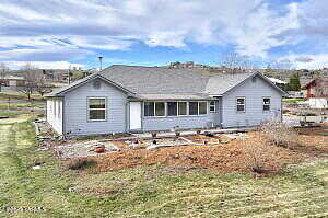 Baker, SELAH, WA 98942
