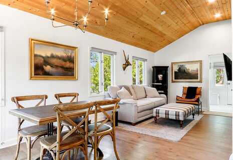 Oakwood, WILLIAMS BAY, WI 53191