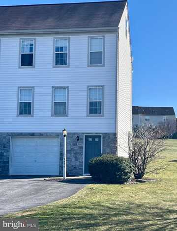 Woodmont, YORK, PA 17404