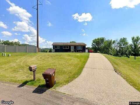 Kyle, ONALASKA, WI 54650
