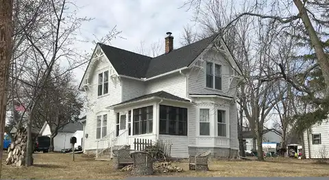 Pine, RIVER FALLS, WI 54022