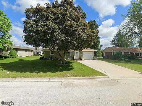 Chaplin, PLYMOUTH, WI 53073