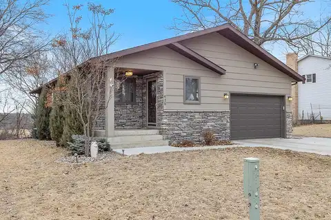 Oak, REDWOOD FALLS, MN 56283