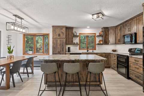 Red Pine, HUDSON, WI 54016