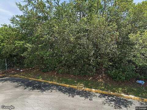 Pinewood, EUSTIS, FL 32726