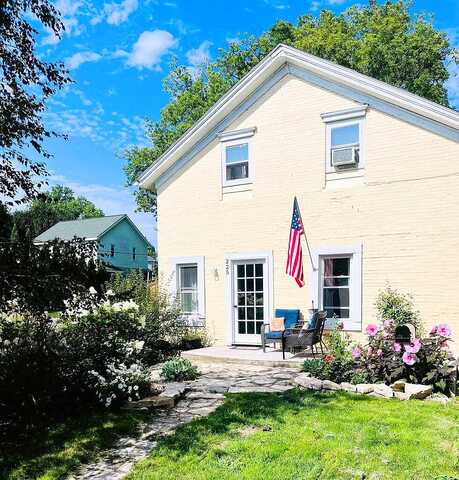Main, MAYVILLE, WI 53050