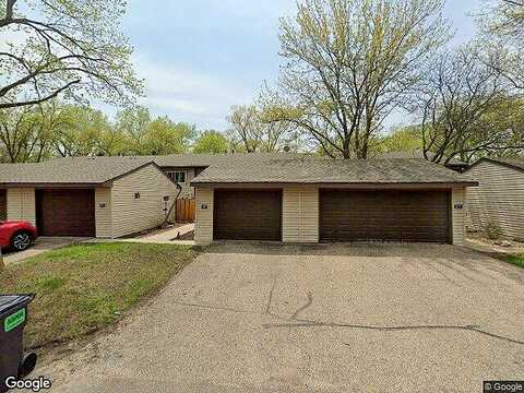 River Woods, BURNSVILLE, MN 55337