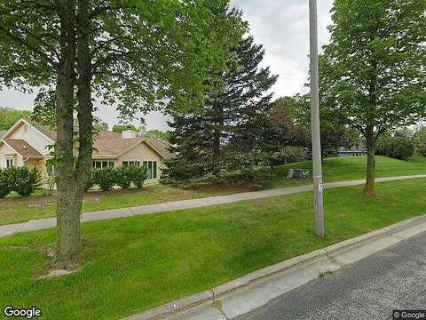 Ridgewood, WEST BEND, WI 53095