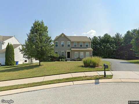 Malek, HANOVER, PA 17331