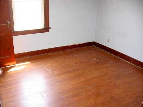 8Th, AUSTIN, MN 55912