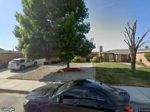 Chesterfield, ADELANTO, CA 92301