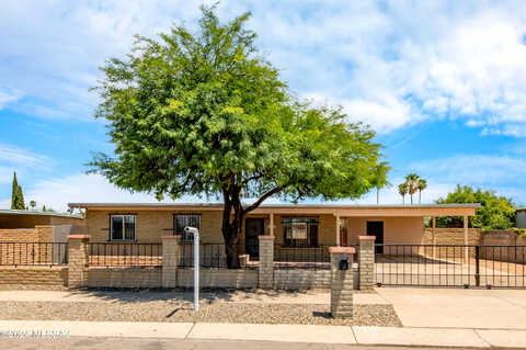 Greenway, TUCSON, AZ 85706